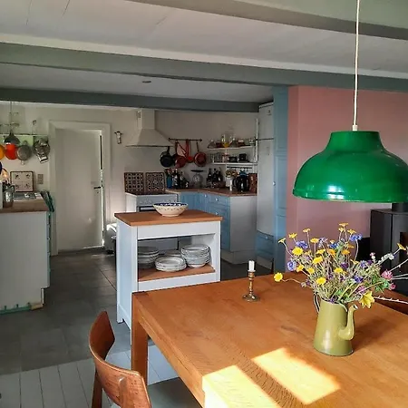 Timber-framed Idyll With Views Of The Fields Hébergement de vacances