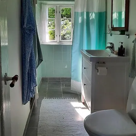 Timber-framed Idyll With Views Of The Fields 度假居 Nordenbro Vesteregn