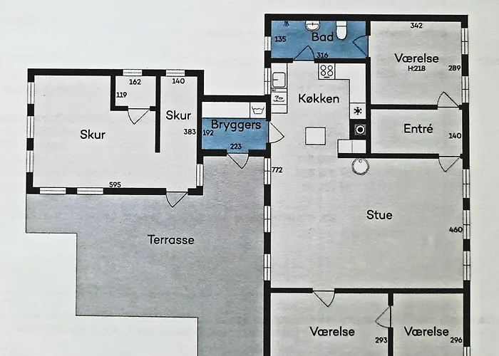 Timber-framed Idyll With Views Of The Fields Nordenbro Vesteregn
