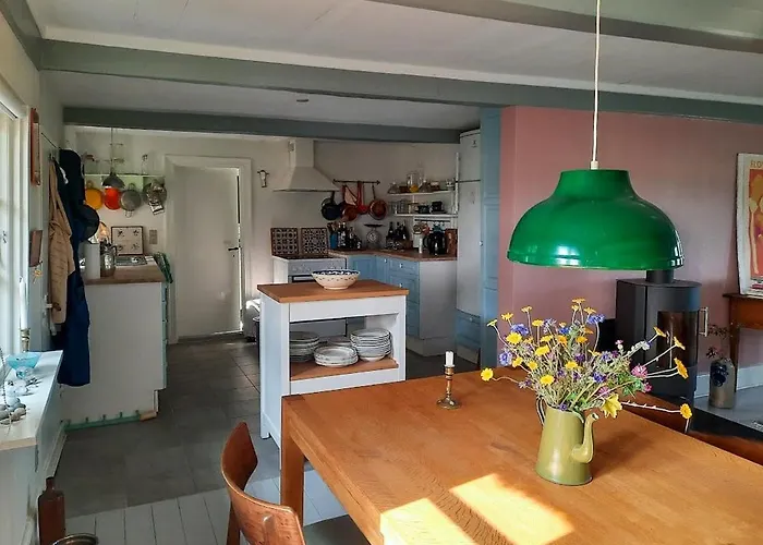 Timber-framed Idyll With Views Of The Fields Hébergement de vacances