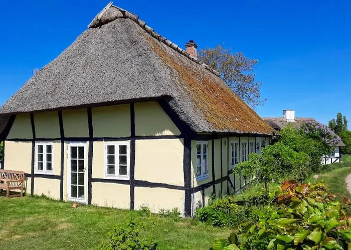Timber-framed Idyll With Views Of The Fields Hébergement de vacances *